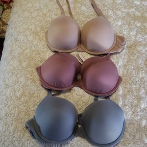 VS bras. Perfect shape is style. 34 D bundle of 3.